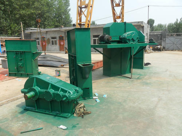 斗式提升機(jī)為什么需要安裝清料設(shè)備？